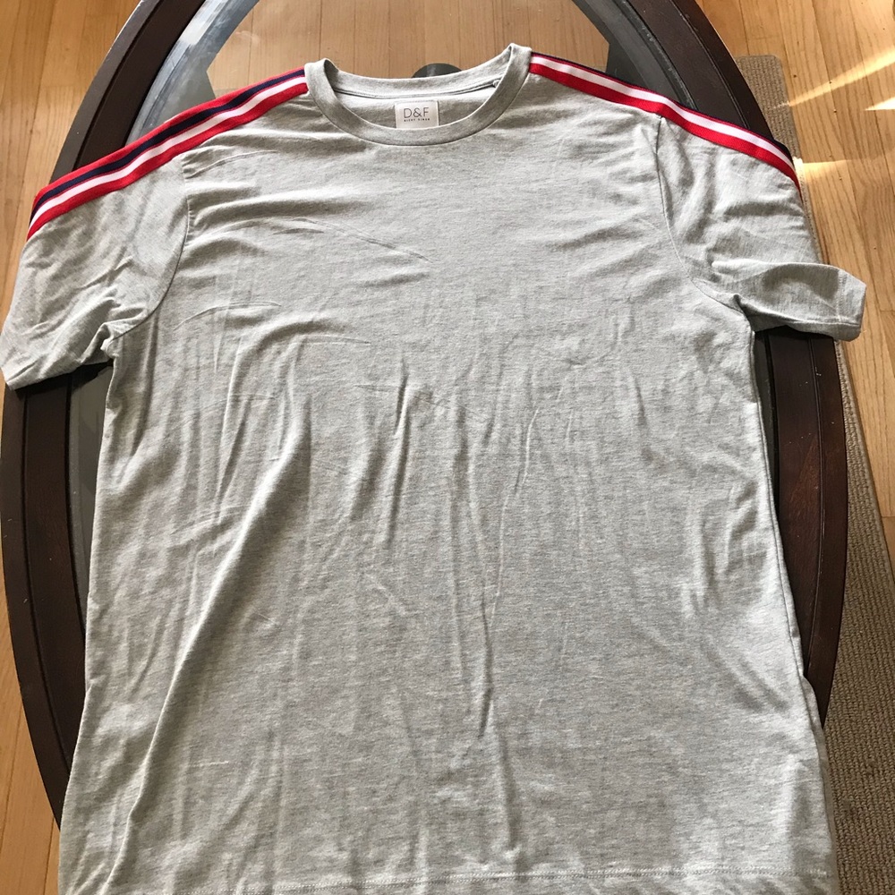 D & F Short Sleeve Shirt Size XL
